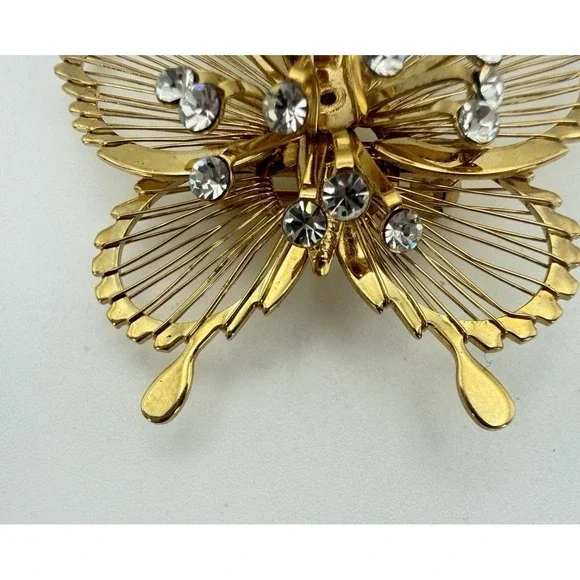Monet Spinneret Butterfly Brooch 1961 Menagerie Rhinestone Gold Tone Pin 1.75" - Picture 4 of 7
